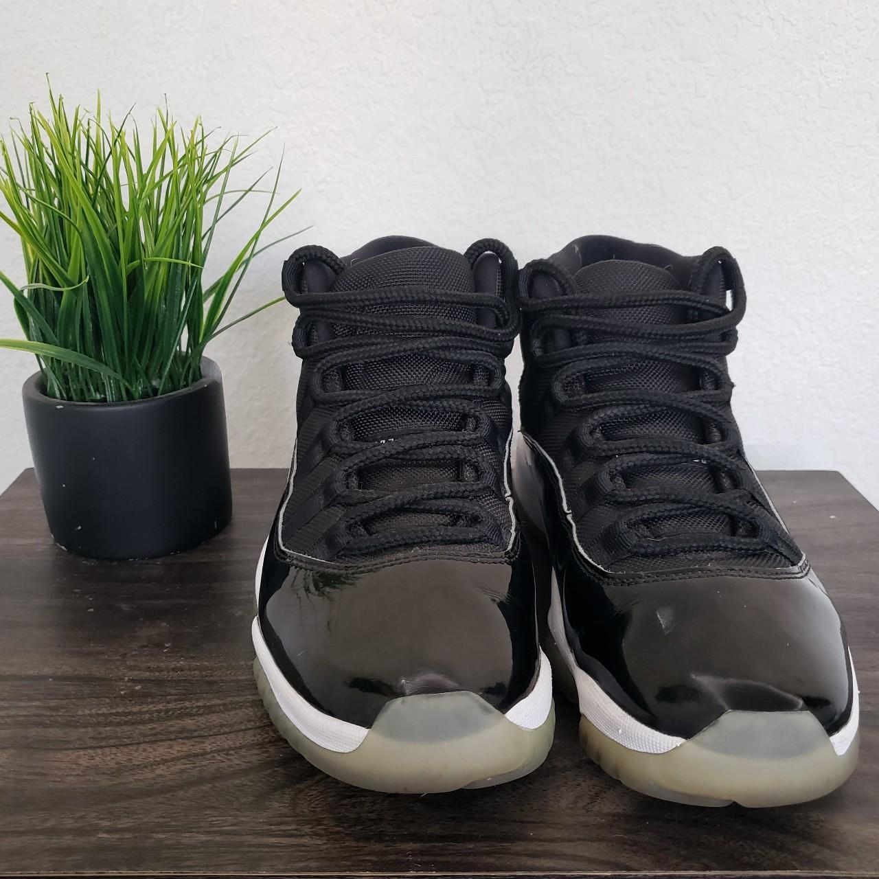 jordan 11 size 10.5 space jams