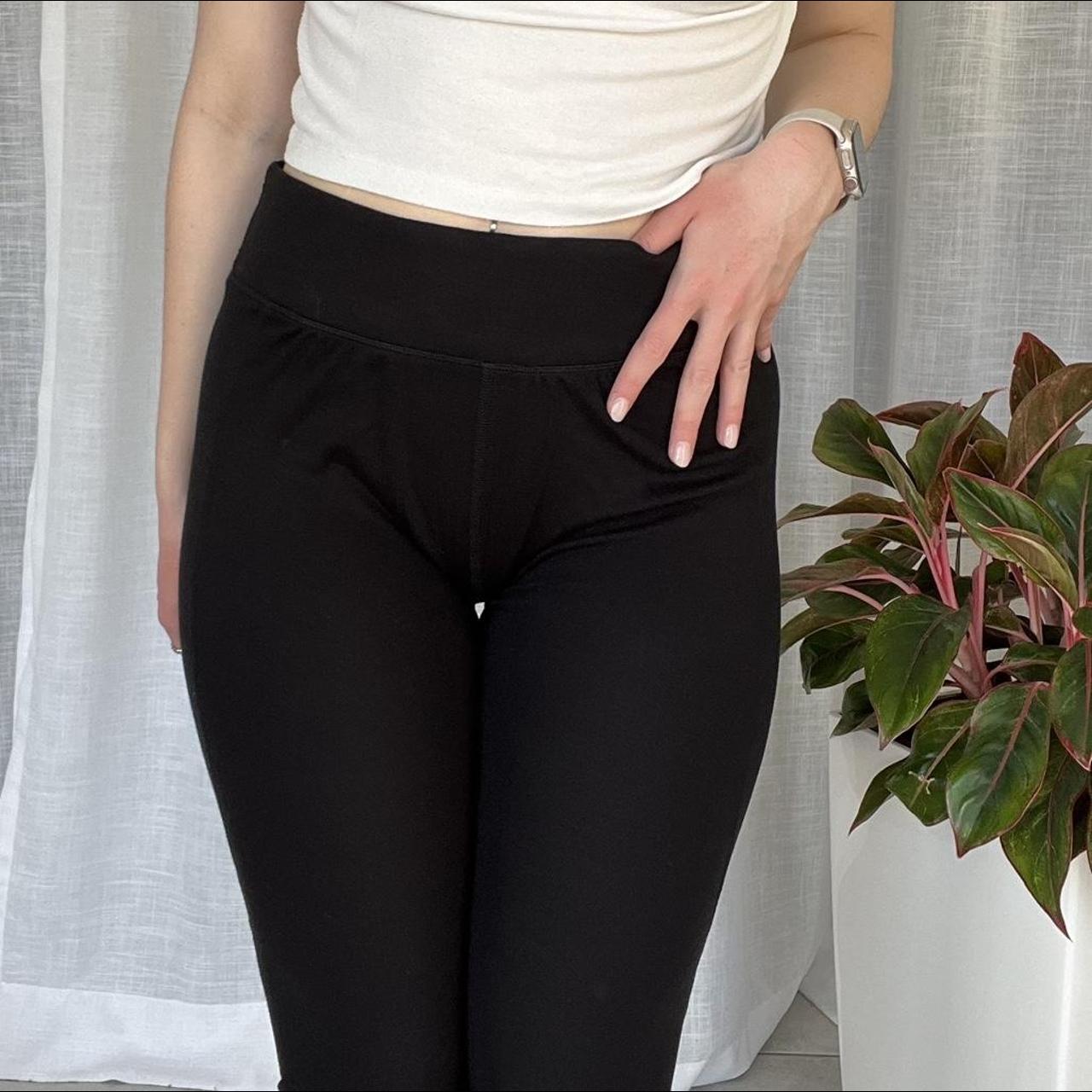 Yoga leggins from Hessnatur size 40. Too big for me. - Depop