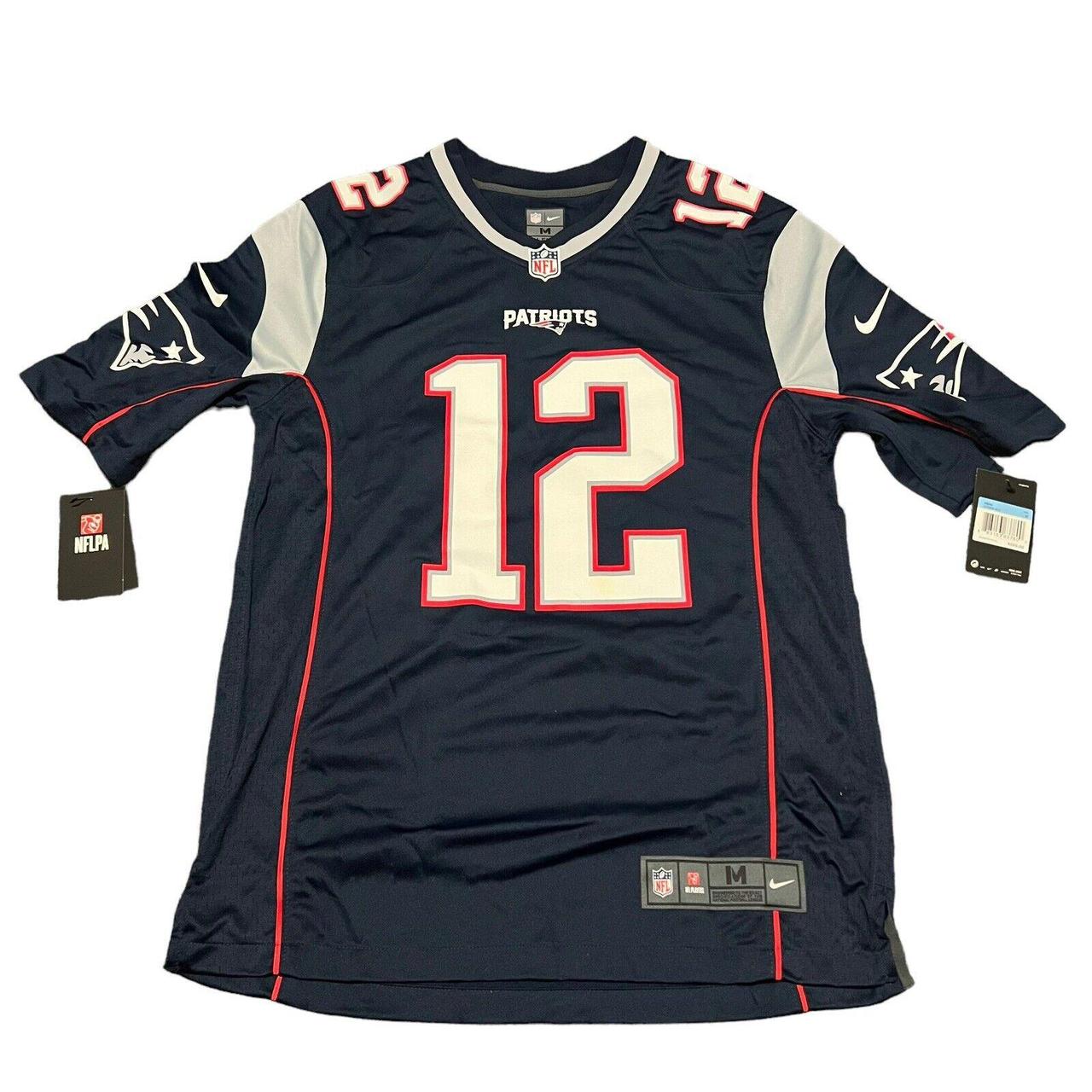 Number 12 New England Patriots Tom Brady man size large Nike