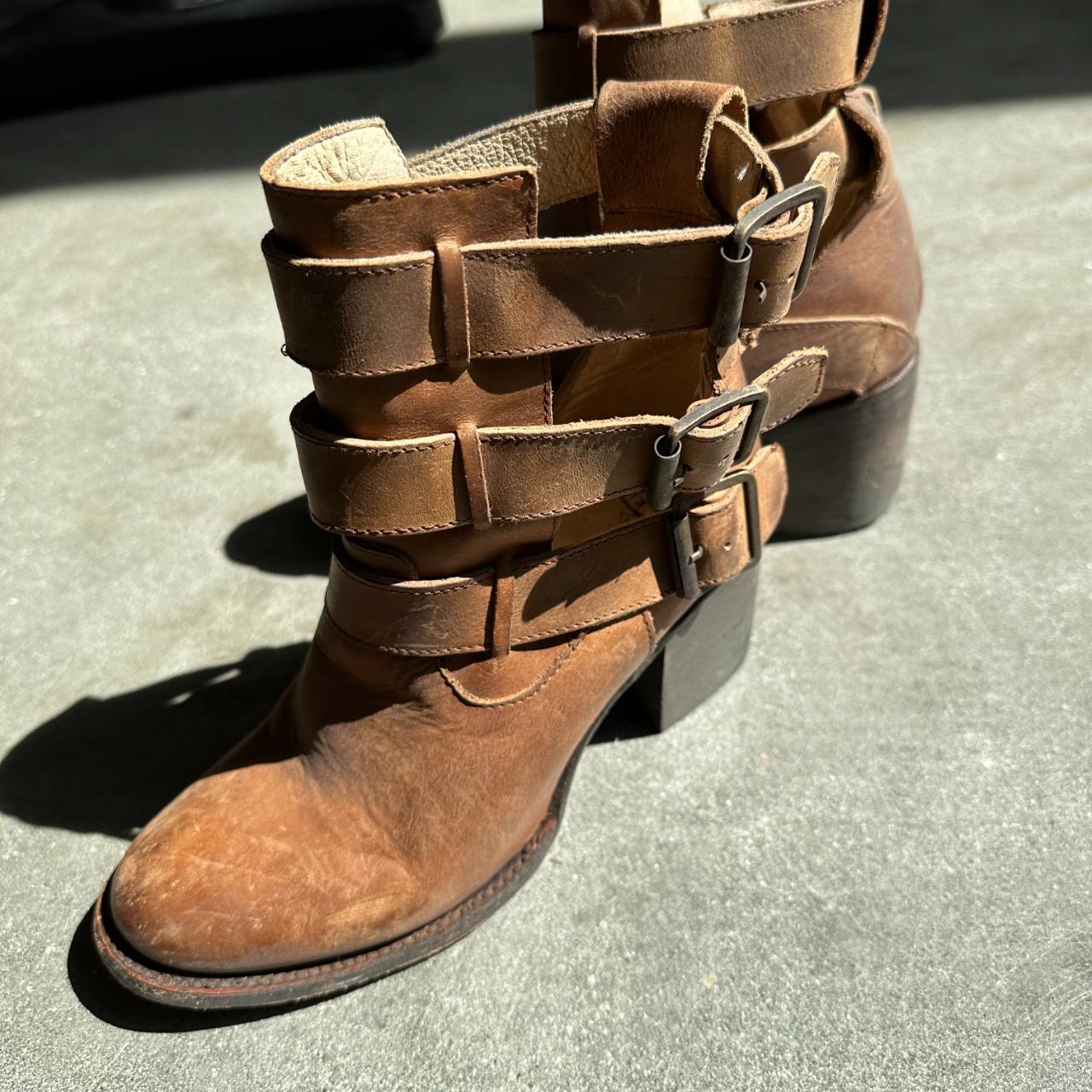 Women's Brown Boots | Depop