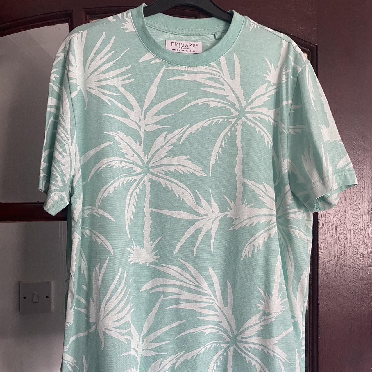 Primark Men’s Green Hawaiian T-Shirt Worn a few... - Depop