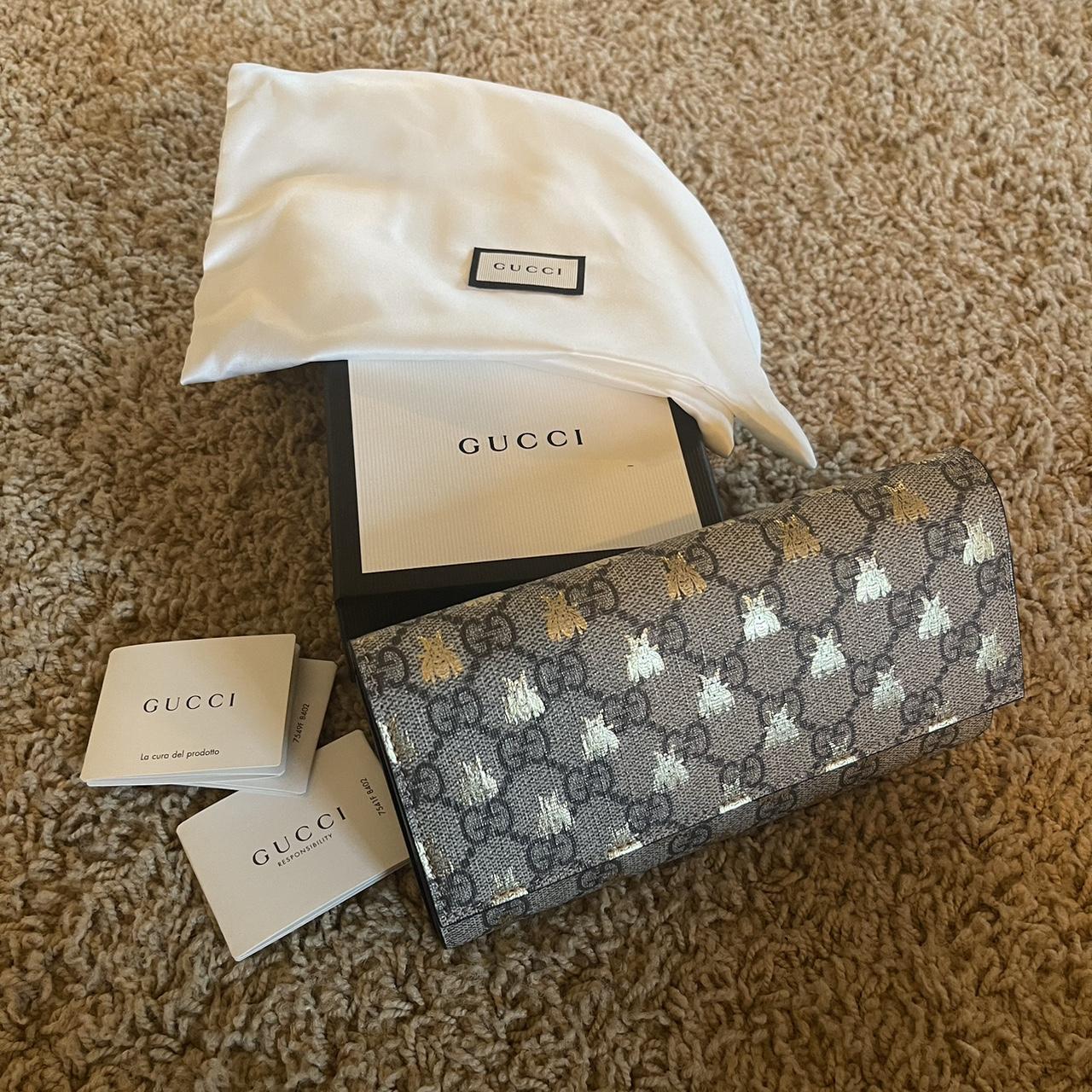 Gucci wallet hot sale dust bag