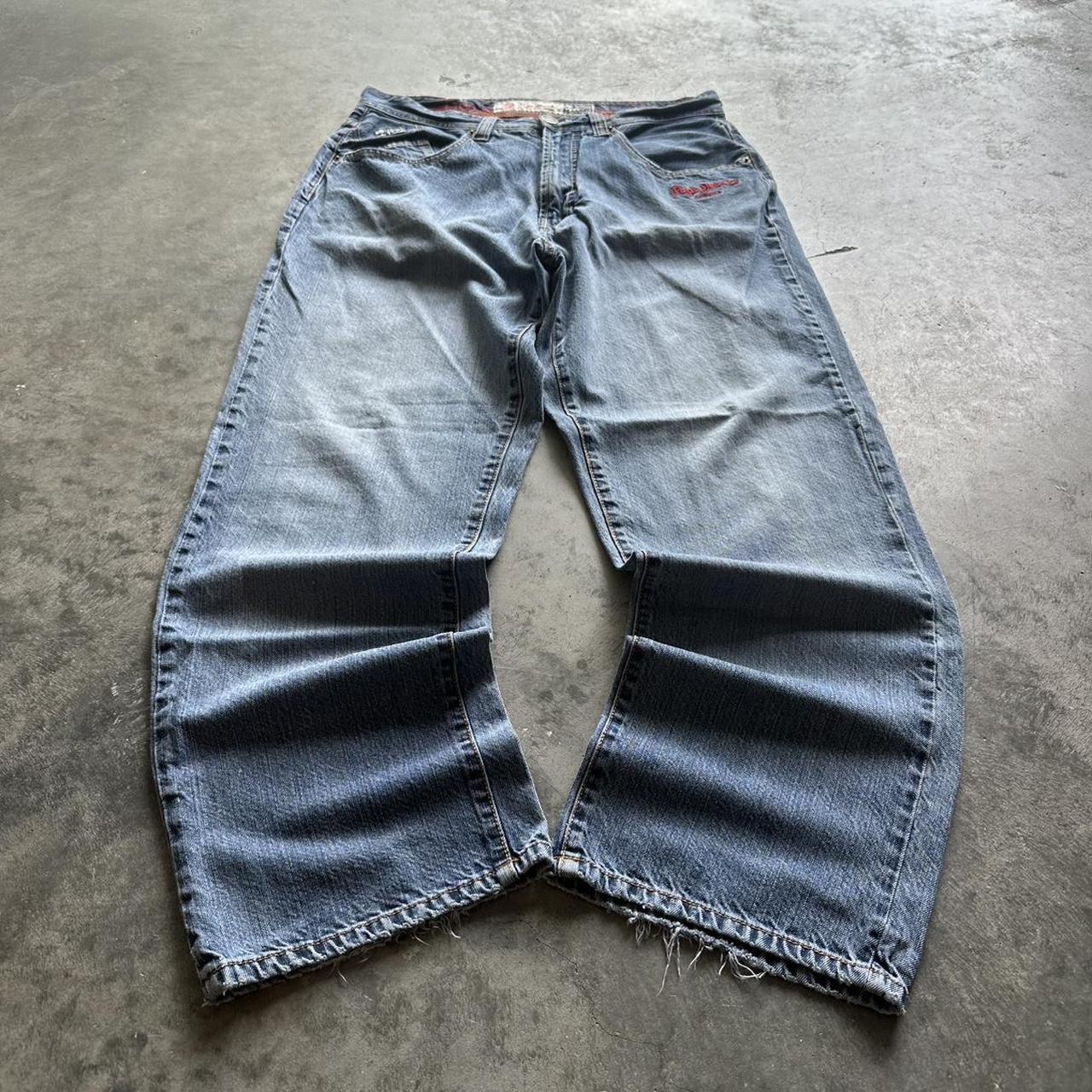 item listed by togzs