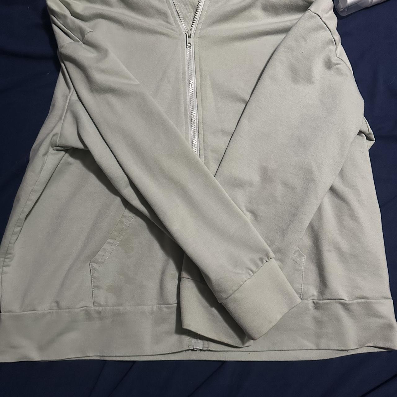 item listed by dtacoo