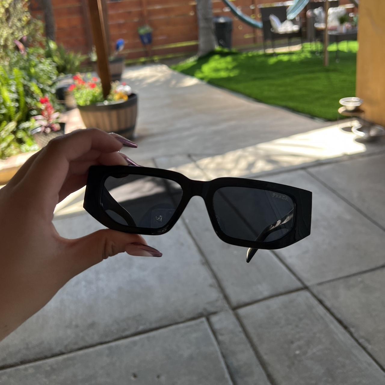 prada sunglasses womens 2018