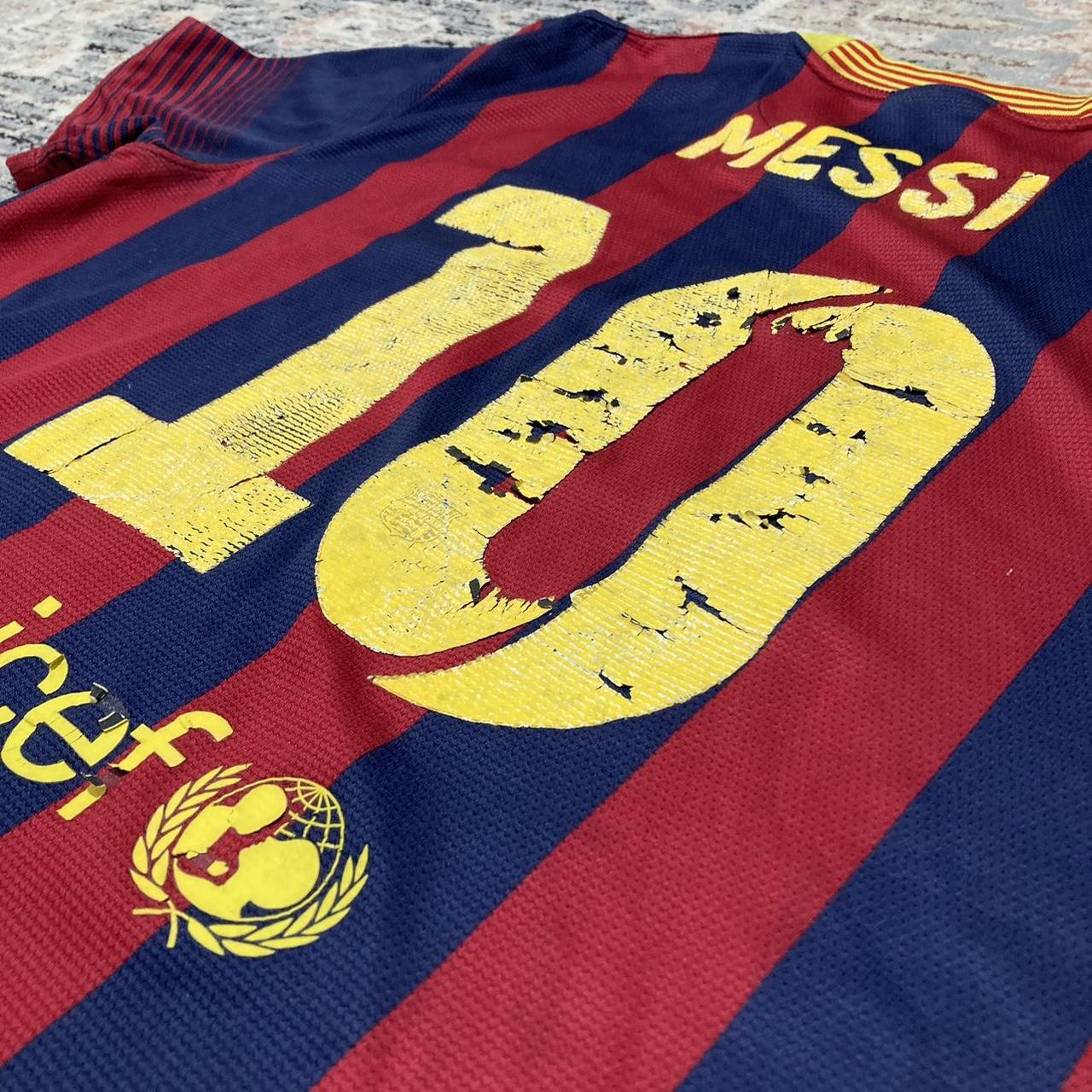 Barcelona 14/15 Messi Jersey Size: XL Pre-owned - Depop