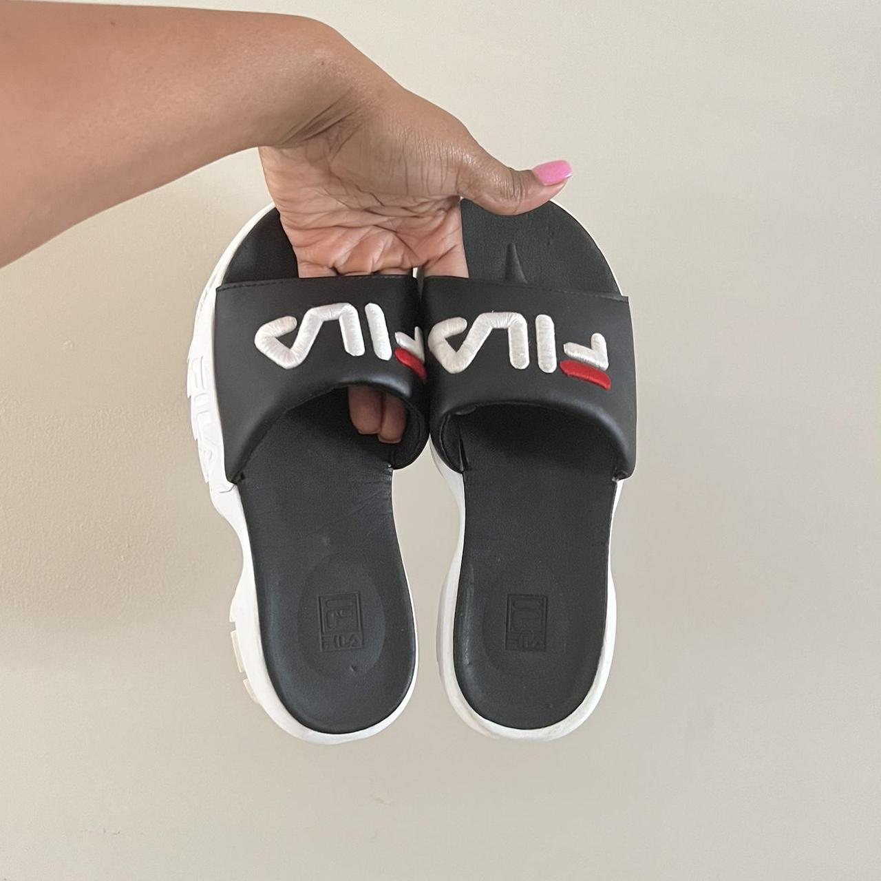 Fila hotsell bold slides