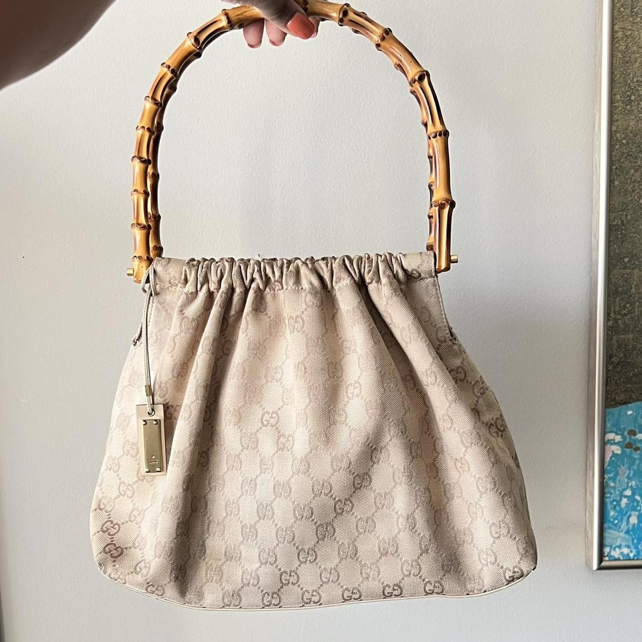 Gucci bag!! super cute, has a little fraying on the - Depop