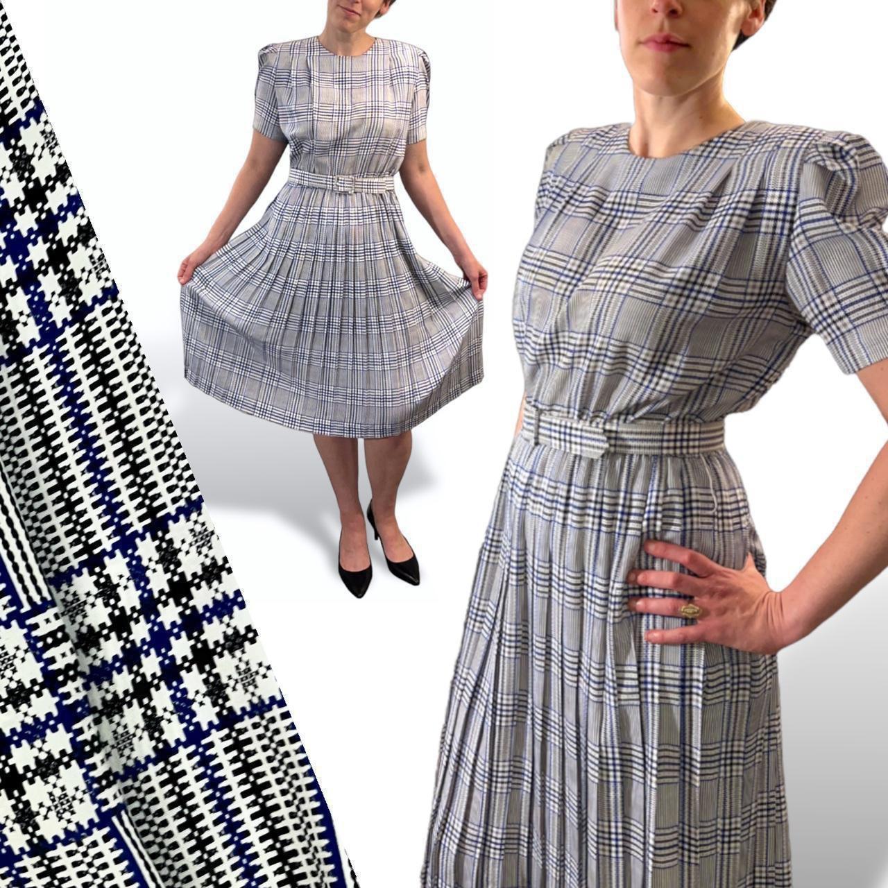 Plaid Pleated Secretary Dress 70s 80s vintage. Depop