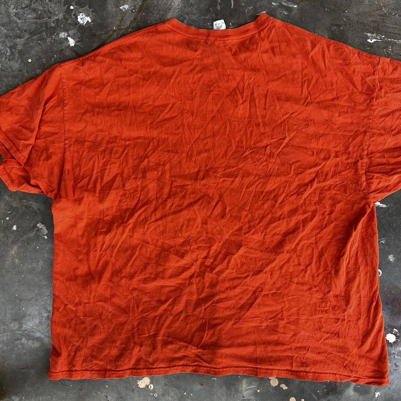 Gildan Men's Orange and Black T-shirt (4)