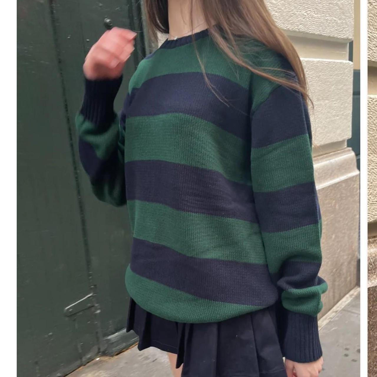 Brandy melville green and black/navy sweater. Cozy... Depop