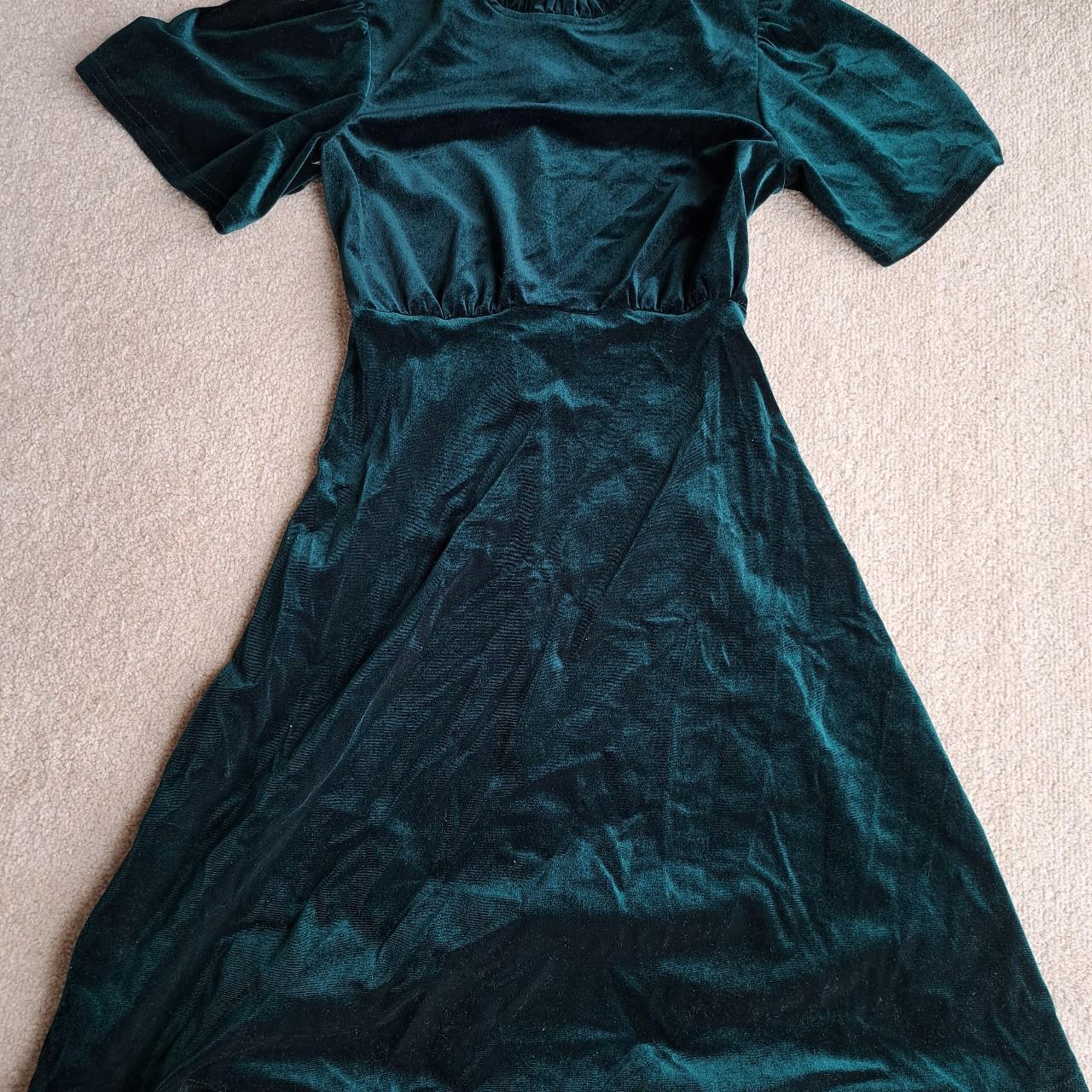 Primark velvet dress hotsell