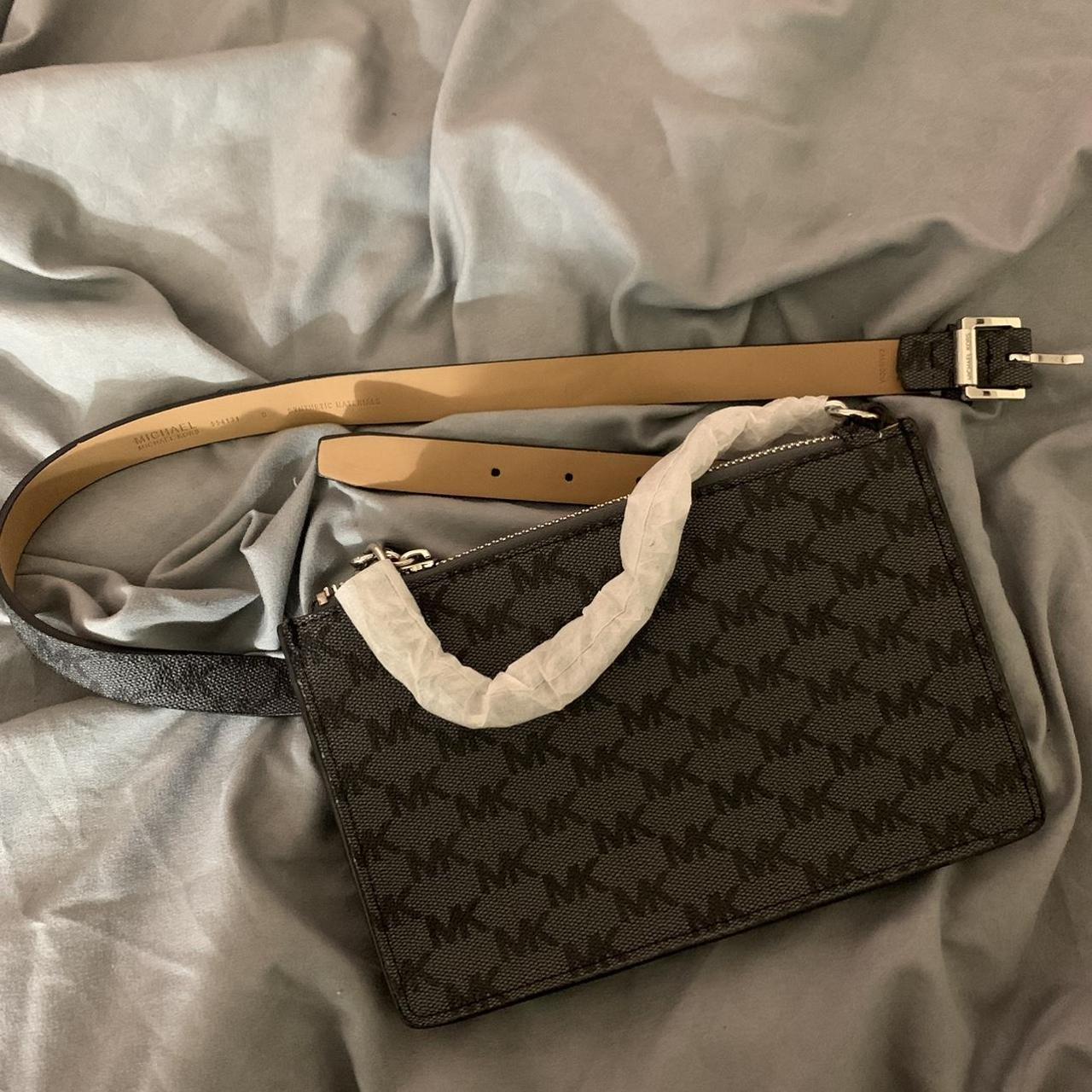 Mk fanny discount pack with chain