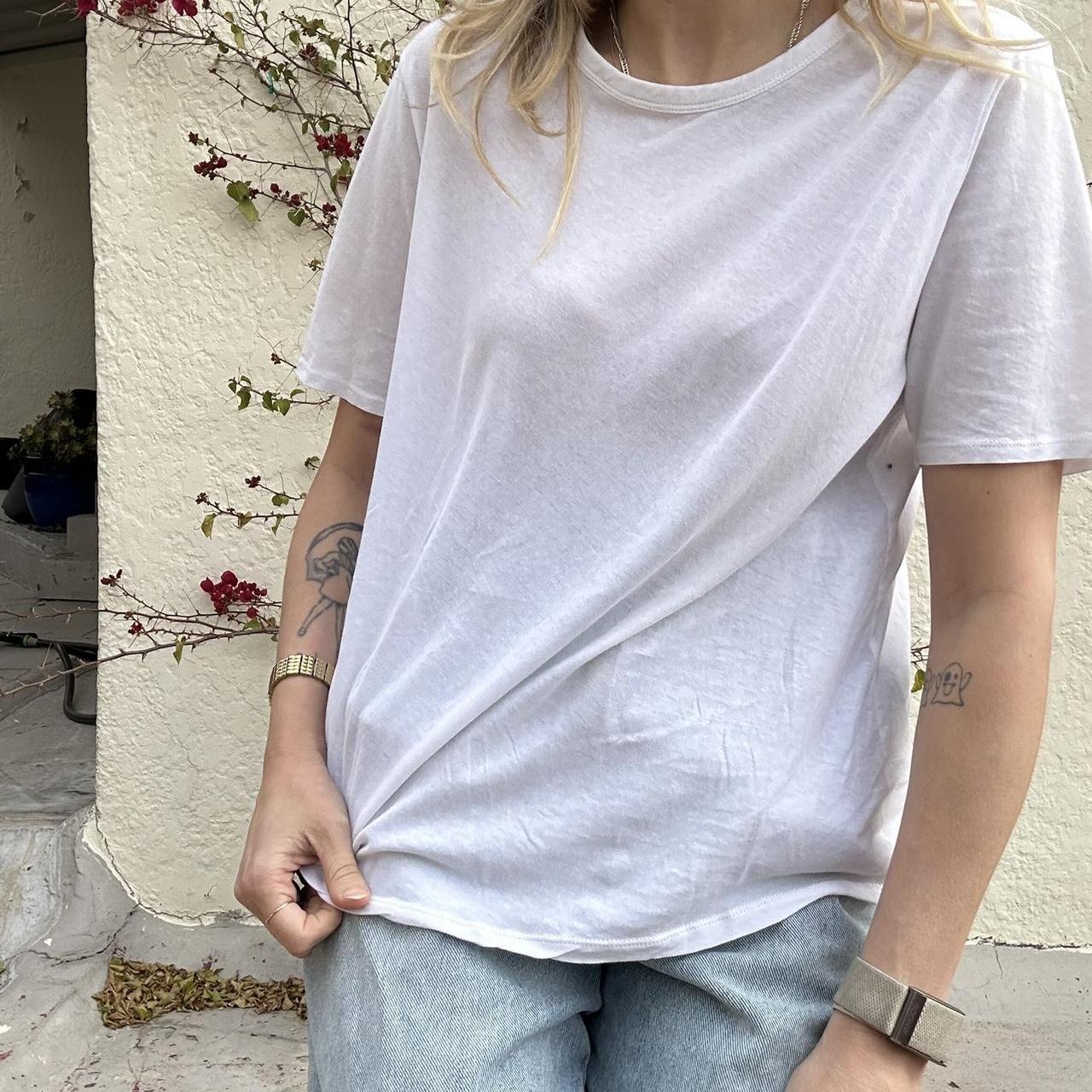 Everlane Women's White T-shirt | Depop