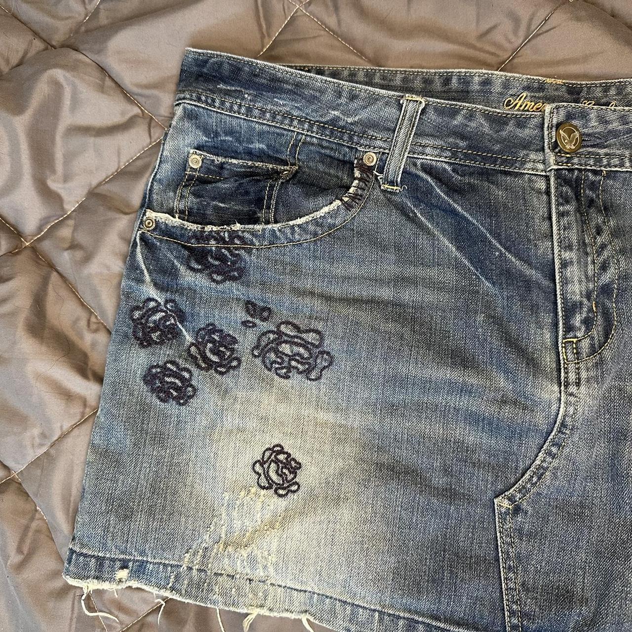 American Eagle Embroidered Mini skirt excellent... - Depop