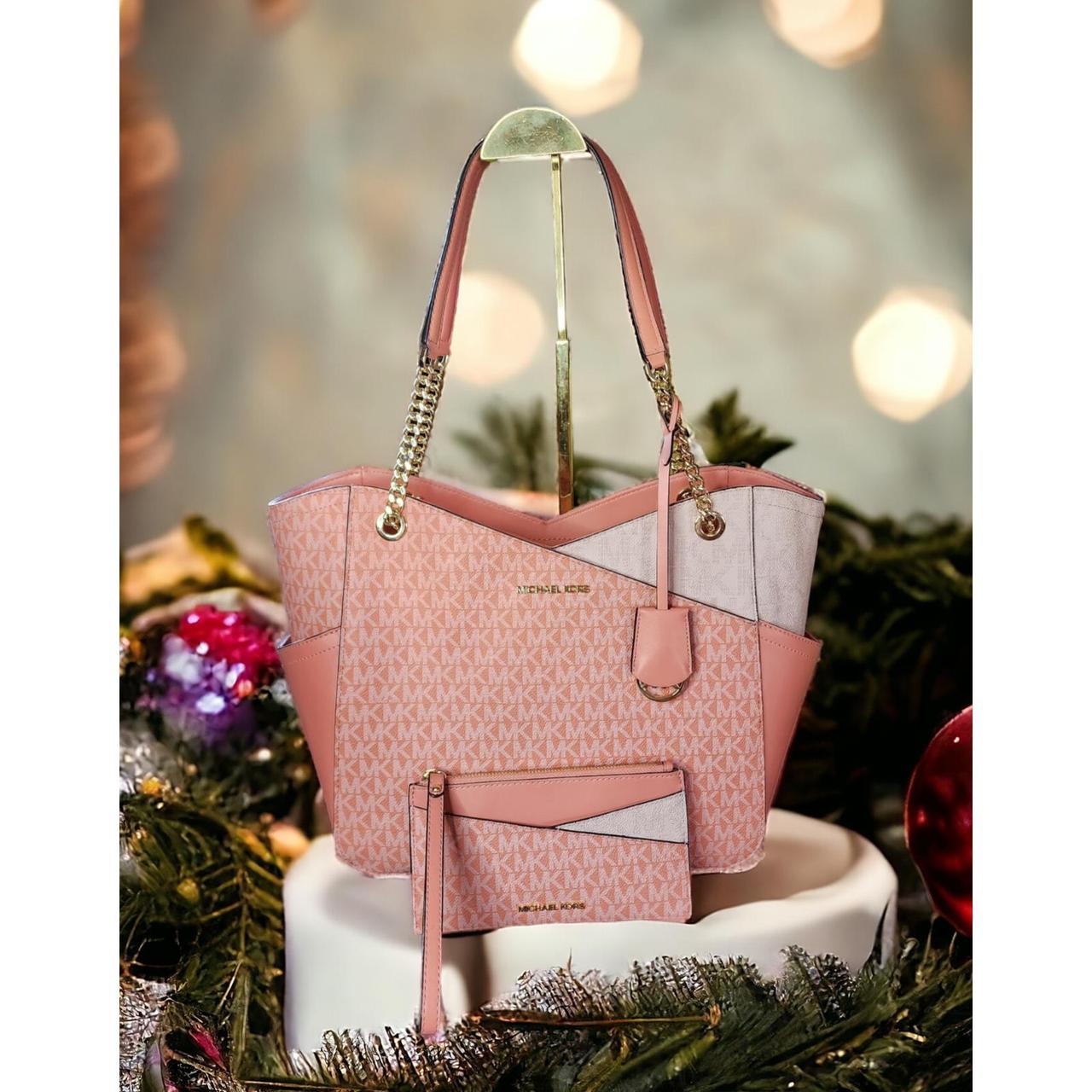 Michael kors bag deals pink and cream