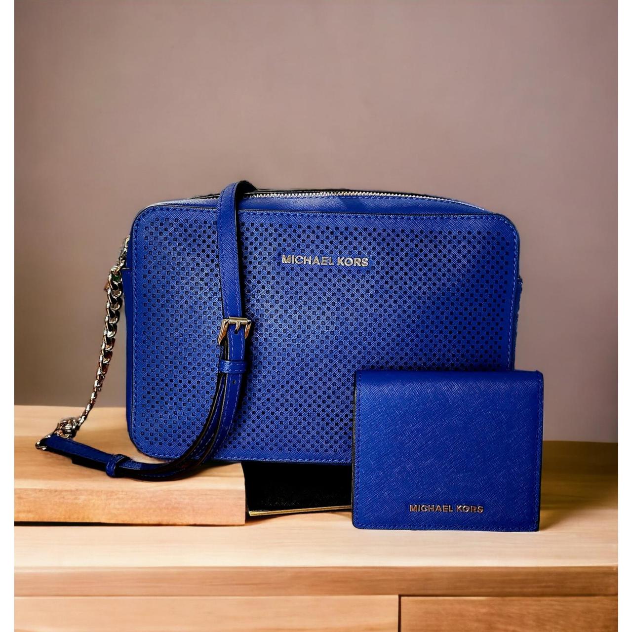 Michael kors best sale sapphire bag