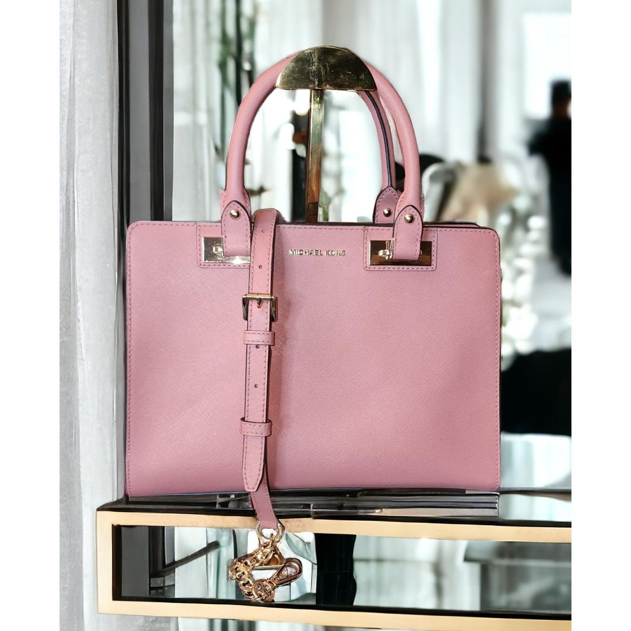 Michael kors pink deals saffiano bag