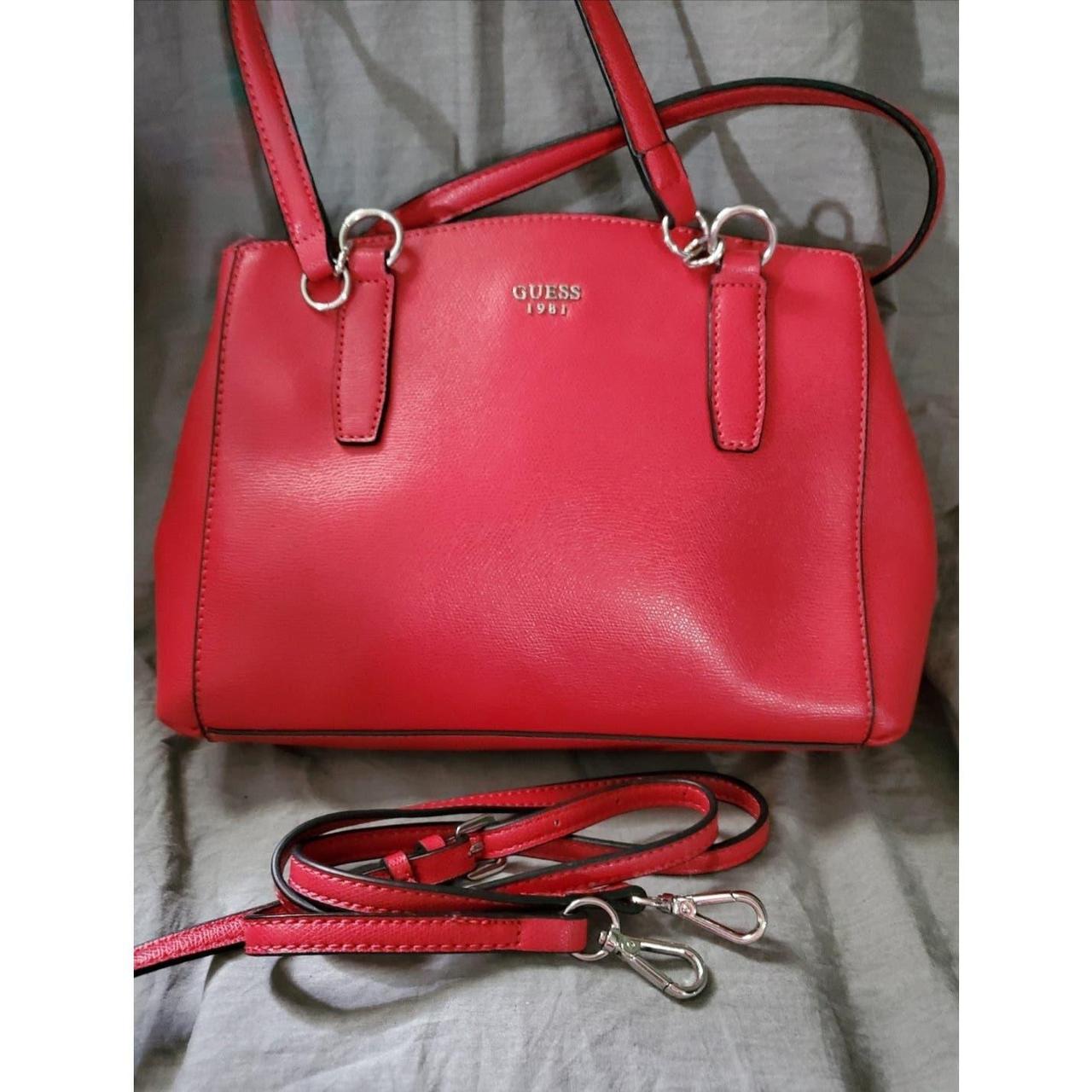 Handbag GUESS Red in Wicker - 23213993