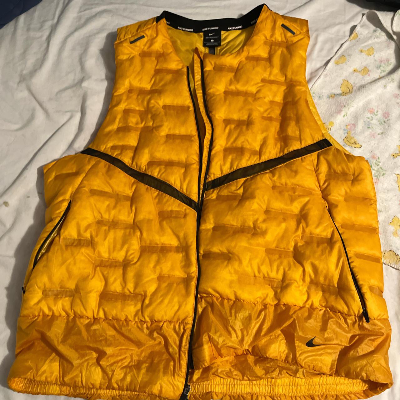item listed by takia78