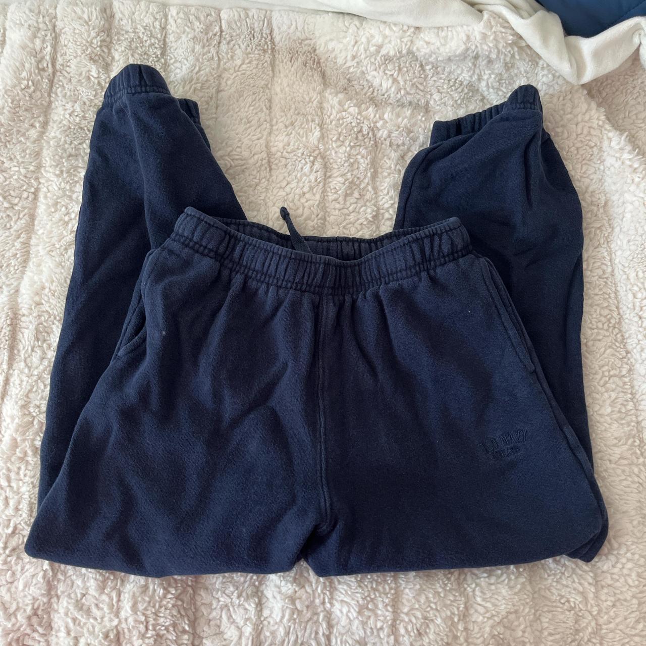 item listed by takia78