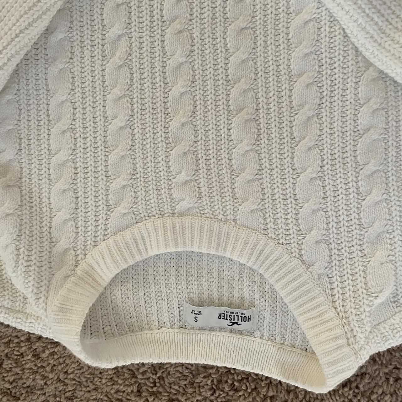 Hollister Co. Women's White Jumper | Depop