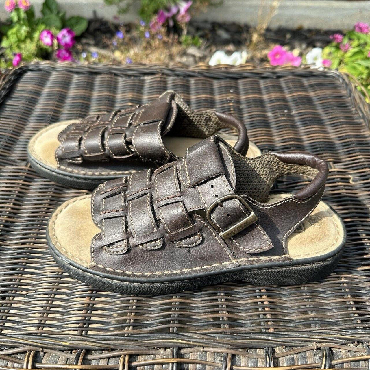 Fashion faded glory flip flops