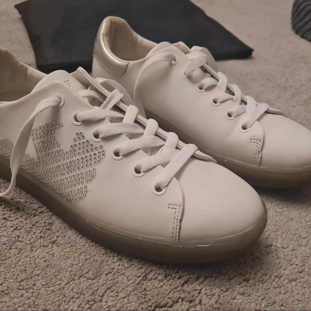 White deals armani trainers