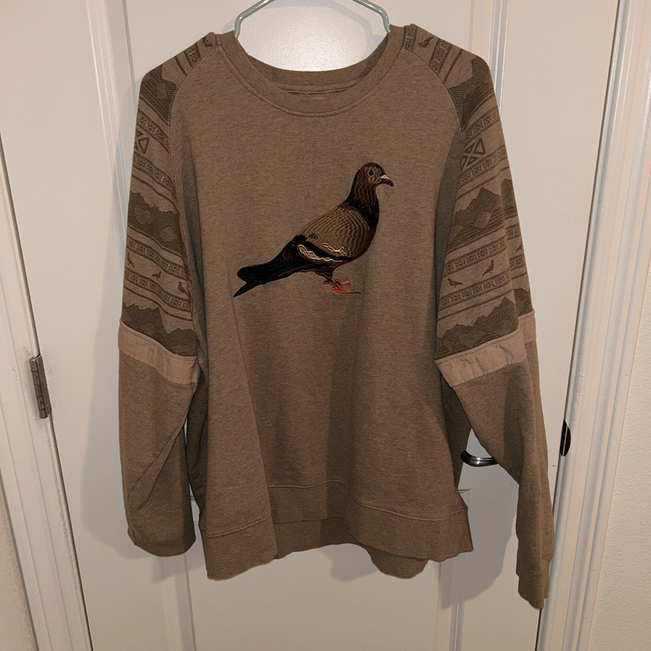 JEFF STAPLE CLASSIC STAPLES PIGEON CREWNECK SIZE... - Depop