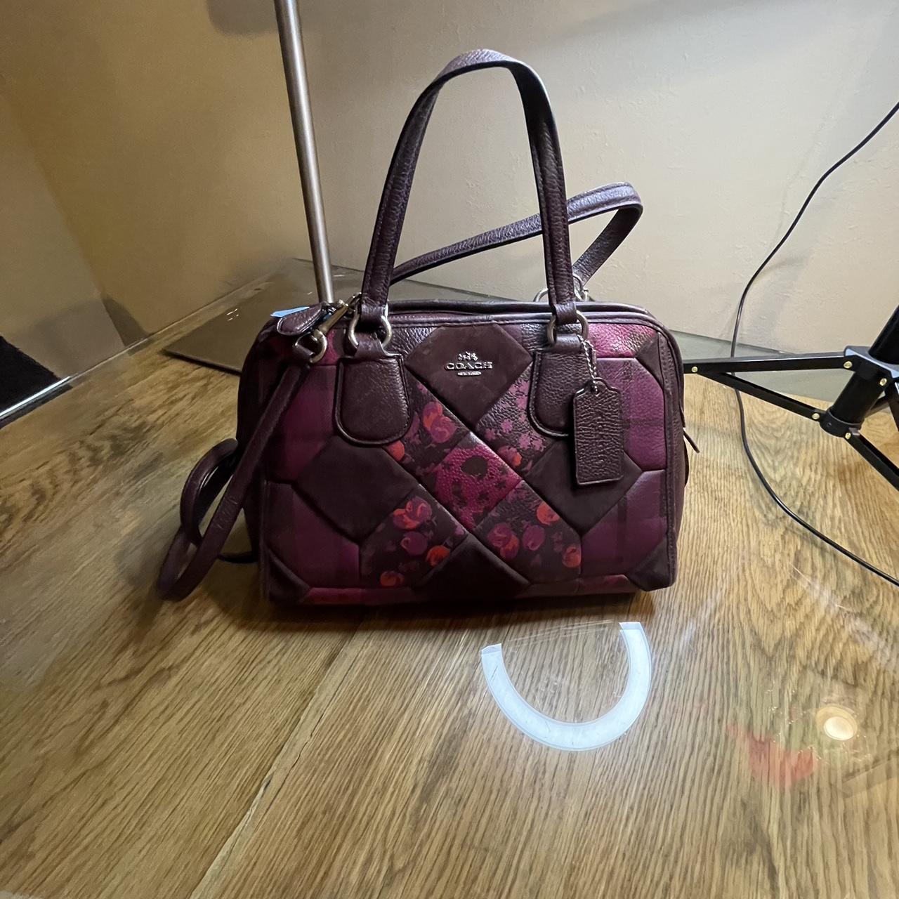 Coach purse good on sale condition burgandy