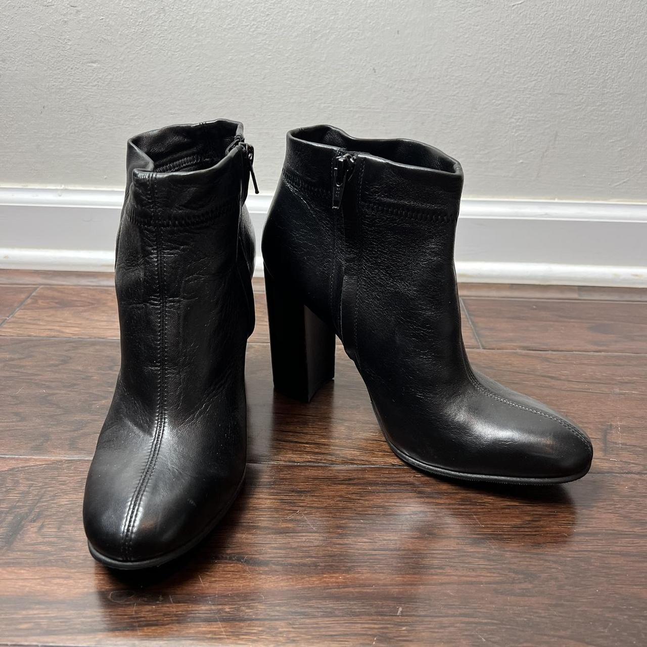 item listed by petitpoisvert