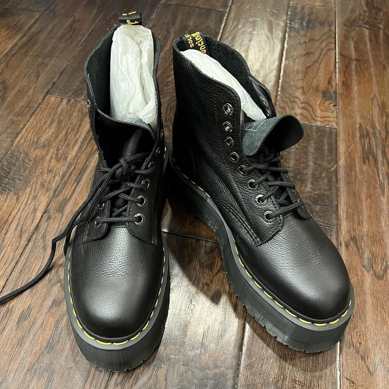 item listed by petitpoisvert