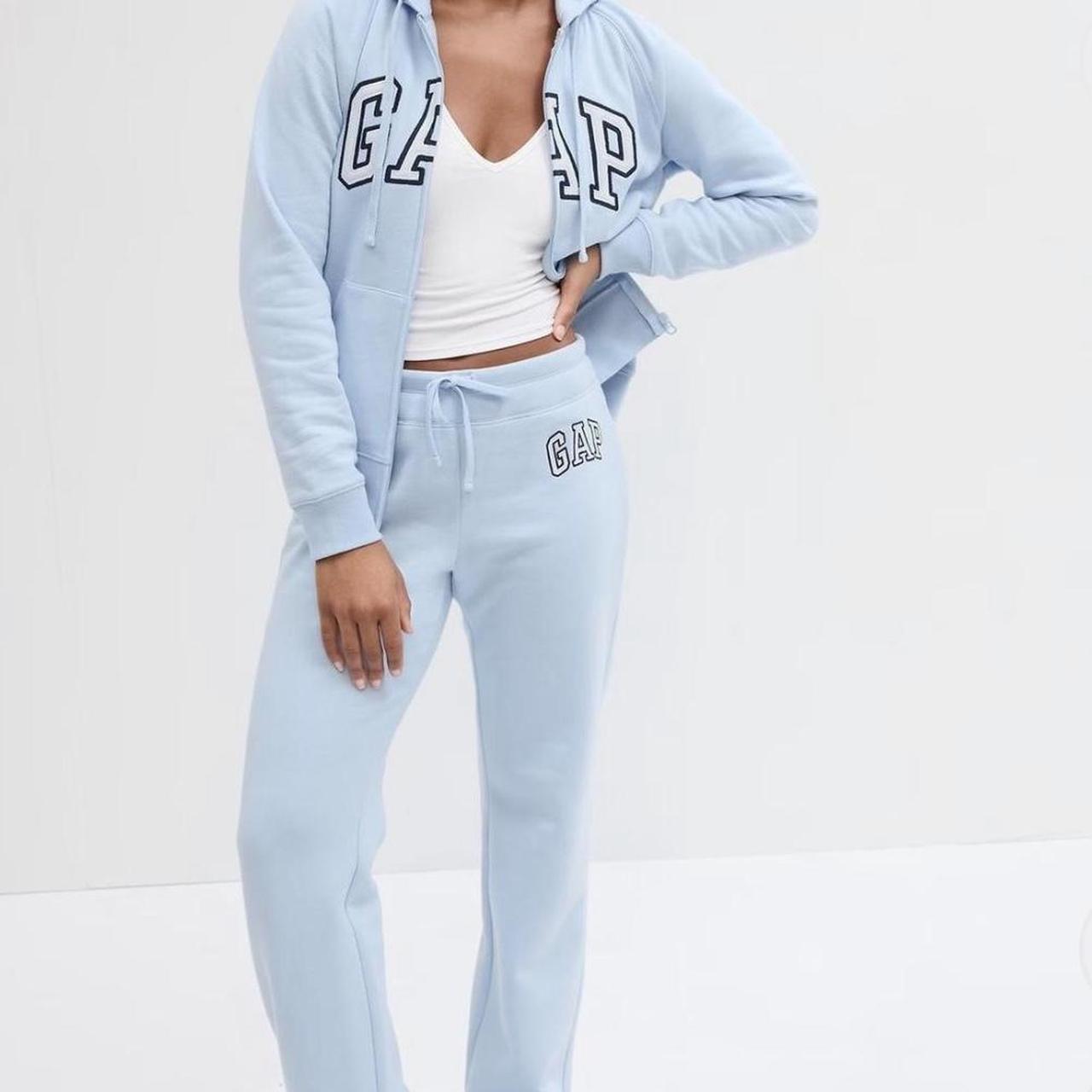 GAP Women's Logo Sweatsuit Zip Up Hoodie Size... Depop