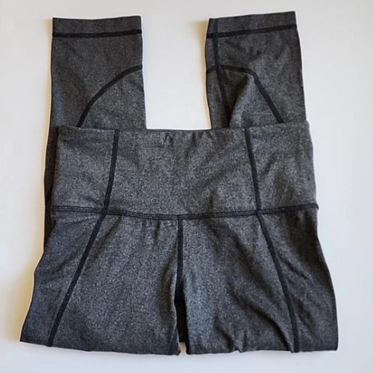 Athleta XS Gray Capri Leggings Color... Depop