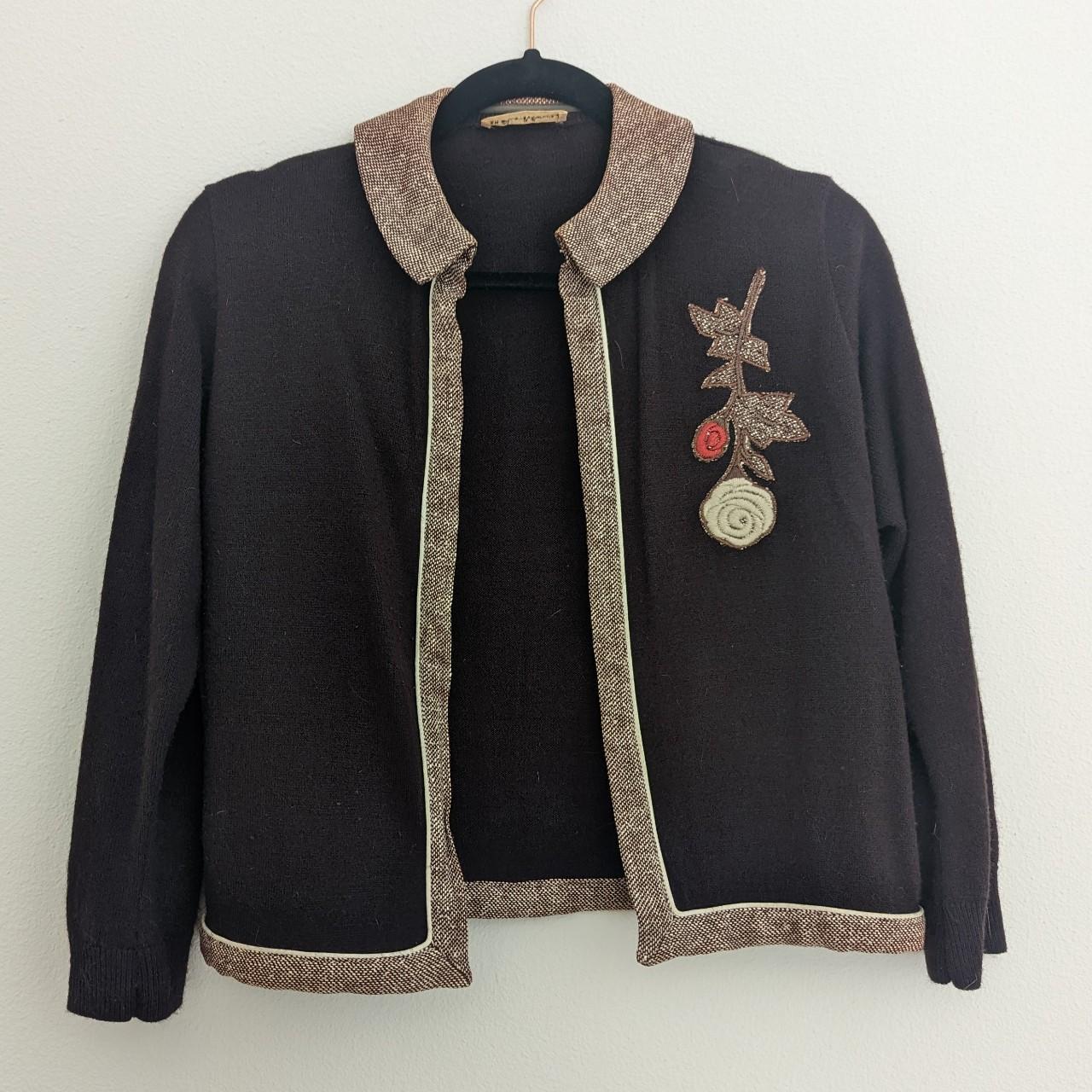 item listed by cougarclawsetvintage