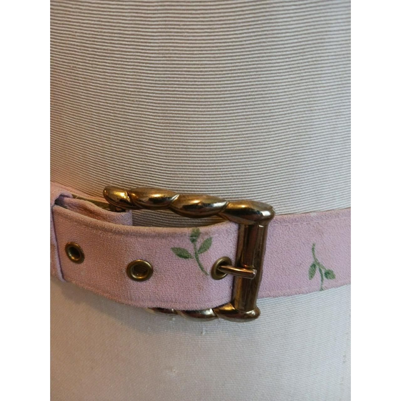 Vintage pink floral belt with silk overlay fabric... Depop