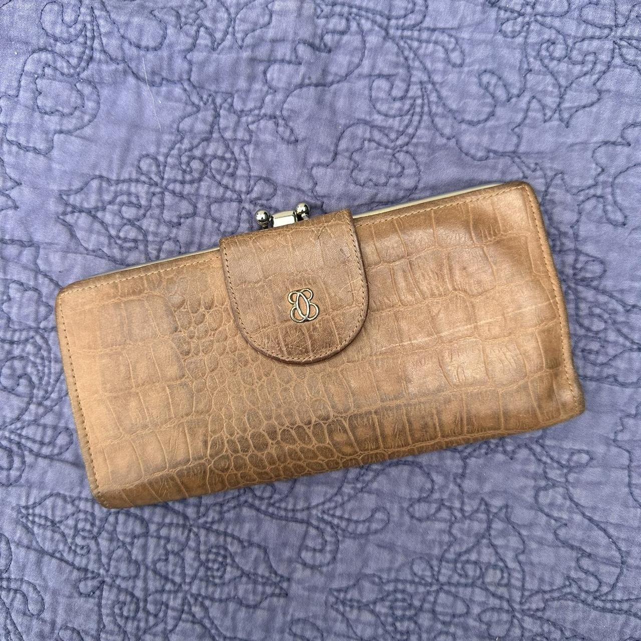 item listed by revolutiongarments