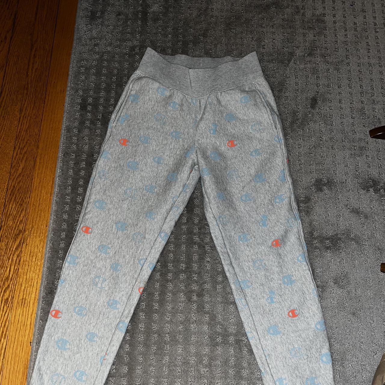 Champion all over print sweatpants best sale