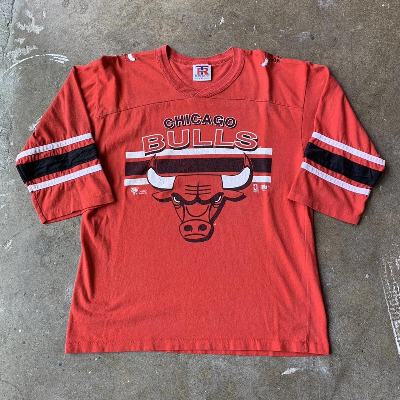 Official NBA Chicago hills warmup t shirt Great - Depop