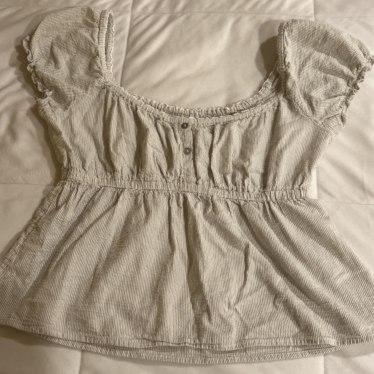 h&m babydoll esq. top can fit a medium perf... Depop