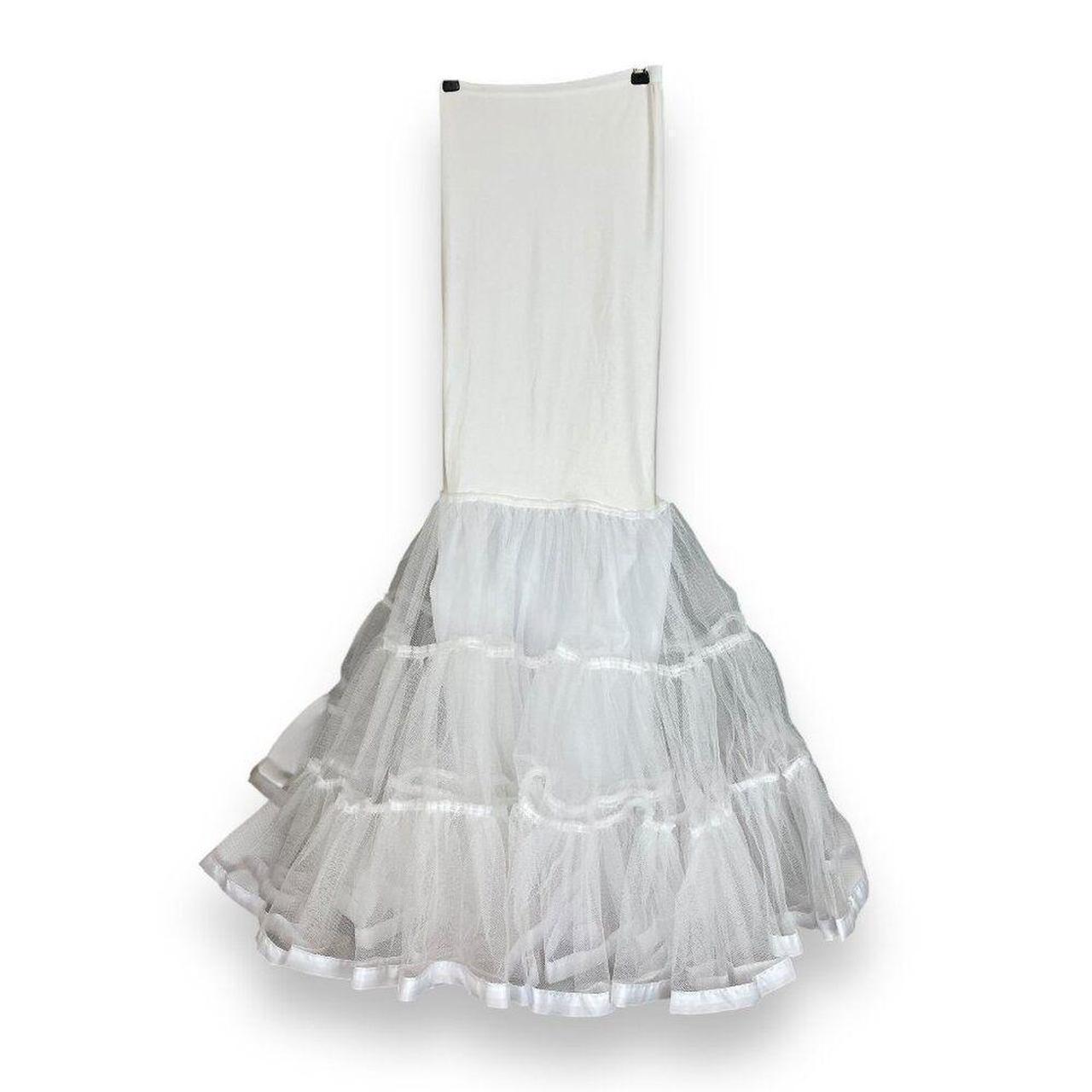 item listed by jupiterjunipercloset
