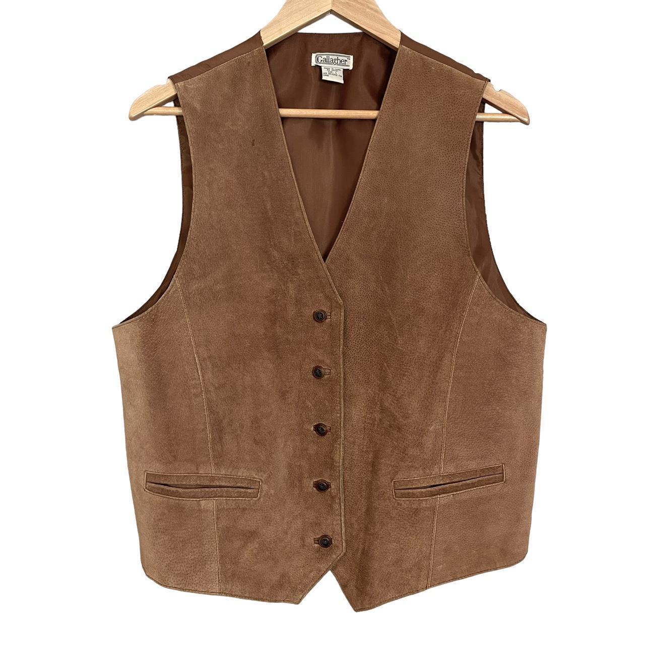 item listed by jupiterjunipercloset