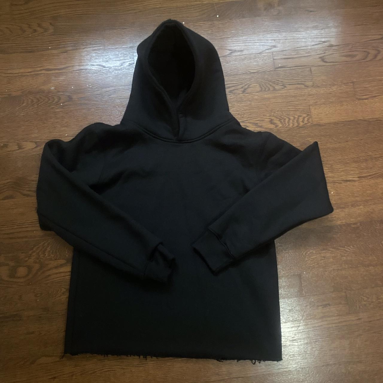 BLANK BLACK CROPPED HOODIE perfect for autumn/fall fits - Depop