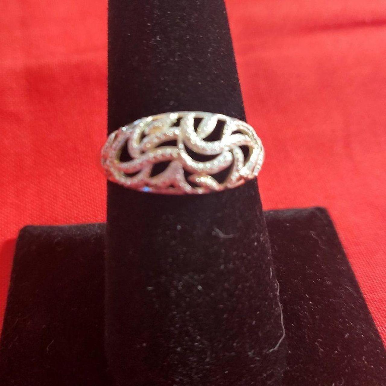 Source Unknown Women's Ring - Silver – Moissanite… - image 1