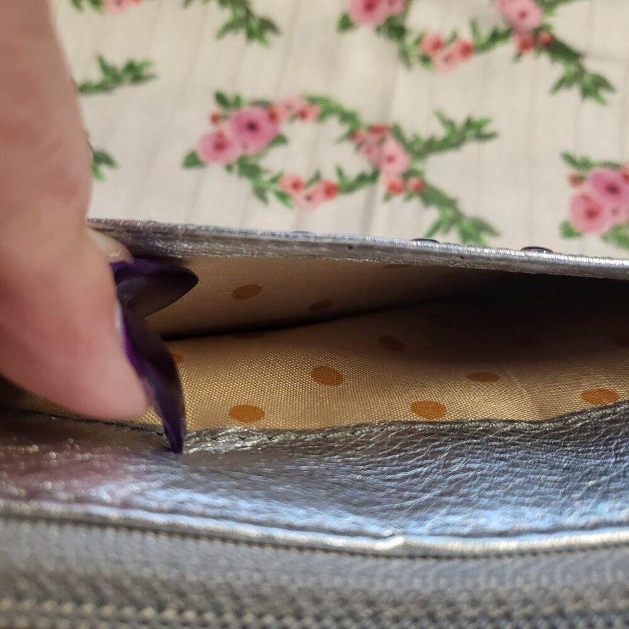 Source Unknown Women's Wallets - Silver – Introdu… - image 6