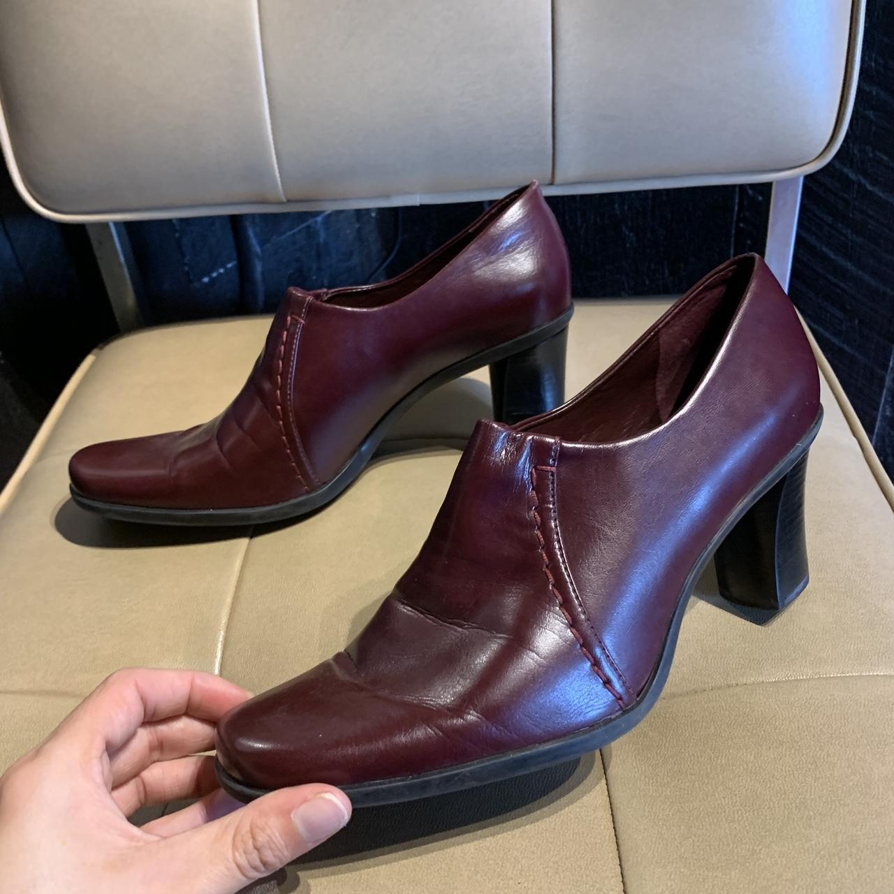 item listed by livvizz