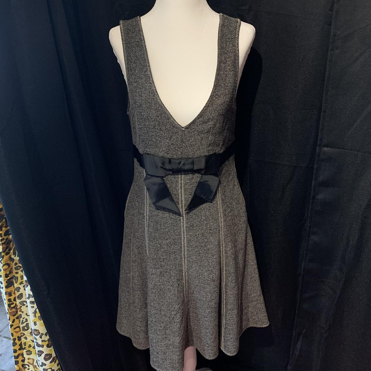 item listed by livvizz