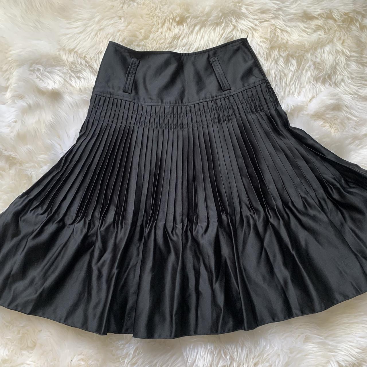 item listed by livvizz