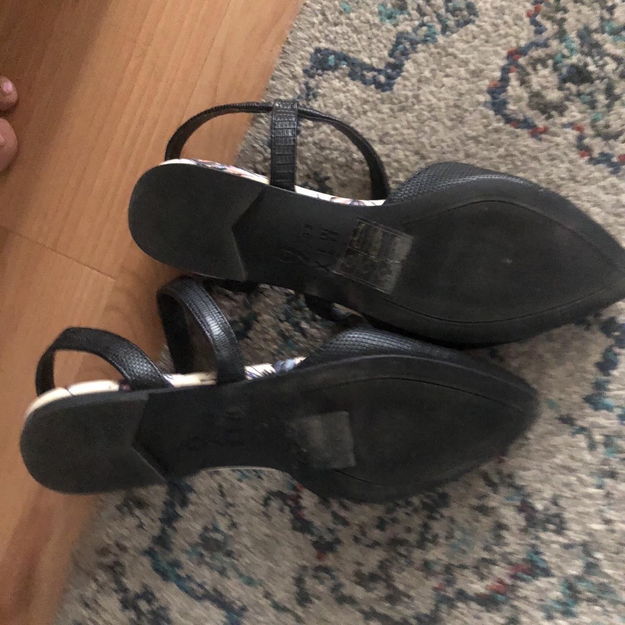 Brand new work shoes only worn once size 7 comfy I... Depop