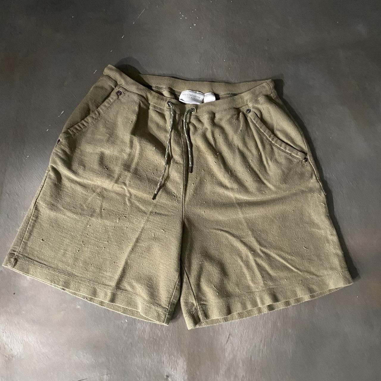 Distressed Liz Claiborne shorts - Depop